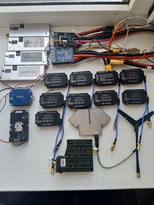 Відеопередавачі та плати управління для FPV-дронів, БПЛА