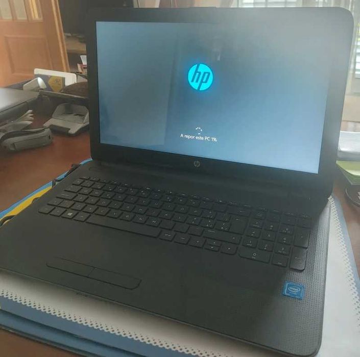 HP 250 G4 Portátil Windows 10 Intel Celeron N3050 4GB RAM 500GB (ler descrição)