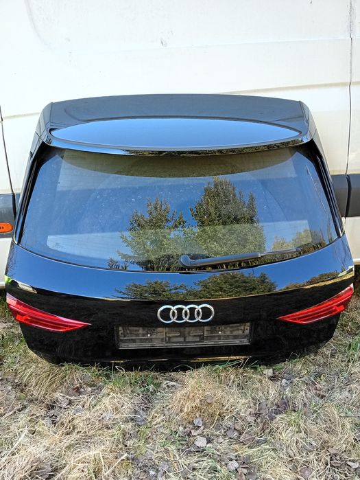 Klapa bagażnika audi Q3 a83 LY9T