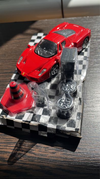 Ferrari Enzo гараж игровой набор
