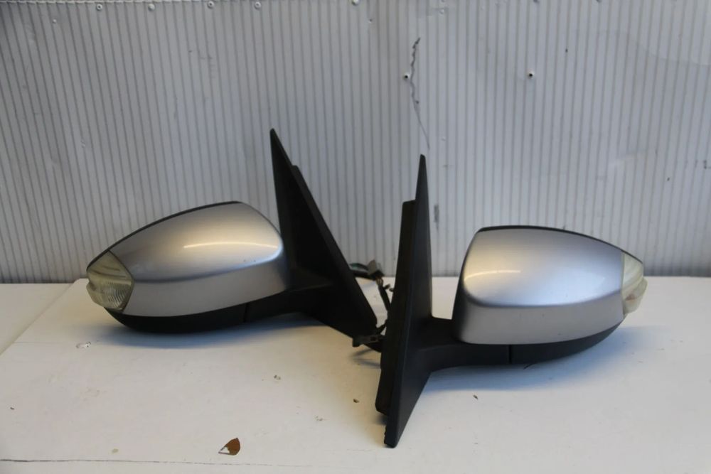 GALAXY MK II S MAX 06 > Lusterko  Prawe / Lewe 6 Pin  Kod Lakieru  66