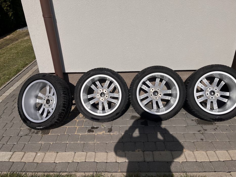 Felgi z oponami  17” OEM Audi