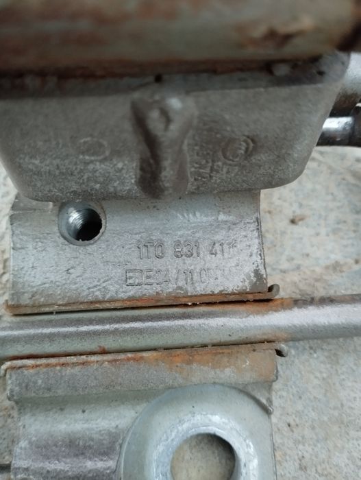 Volkswagen touran Фольксваген Туран скло підйомник, н