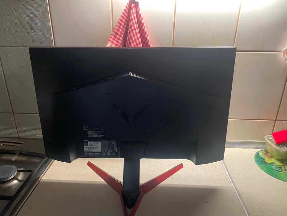 komputer, monitor klawiatura myszka gratis