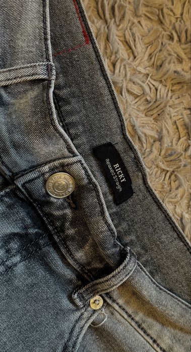 Spodenki True Religion