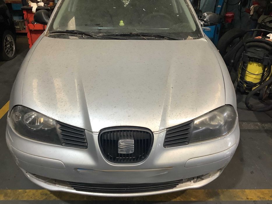 Seat Ibiza 6L 1.2i 64cv - 2005 - Para peças
