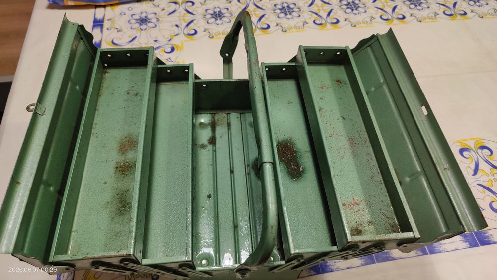 Caixa de ferramentas vintage