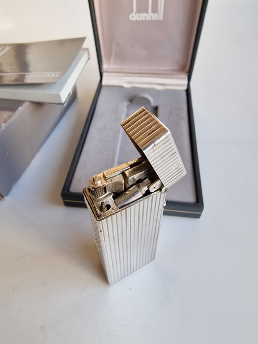 Dunhill- Isqueiro de prata  ( preço de saldo)