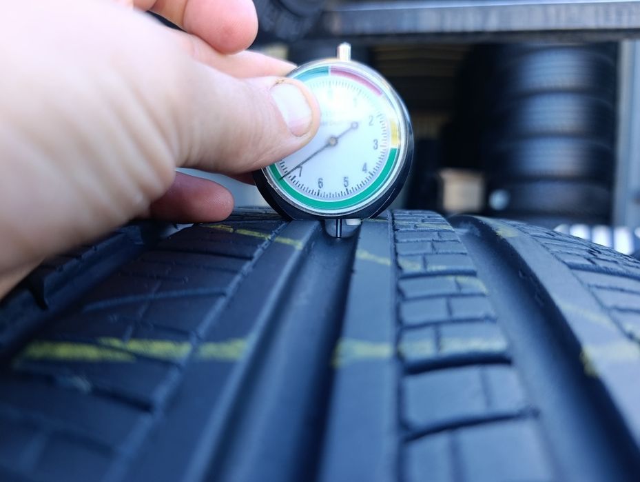 автошини 275x50r20 Pirelli всесезонка з Германії у хорошому стані