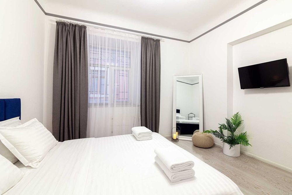 Проспект Шевченка 11/Оренда Подобово 2-кімнатна квартира/для 6 осіб