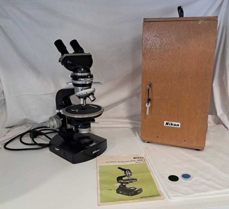 Microscópio Petrográfico Nikon POH-3  Óticas Impecáveis Caixa Original