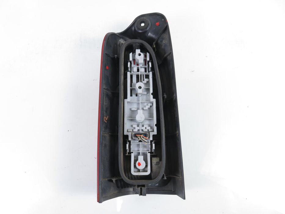 Lampa Prawa Tylna Renault Master II
