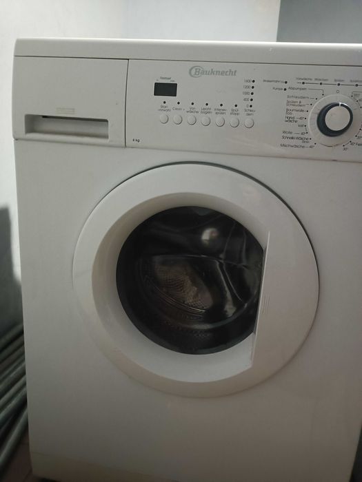 Sprzedam pralkę uszkodzona