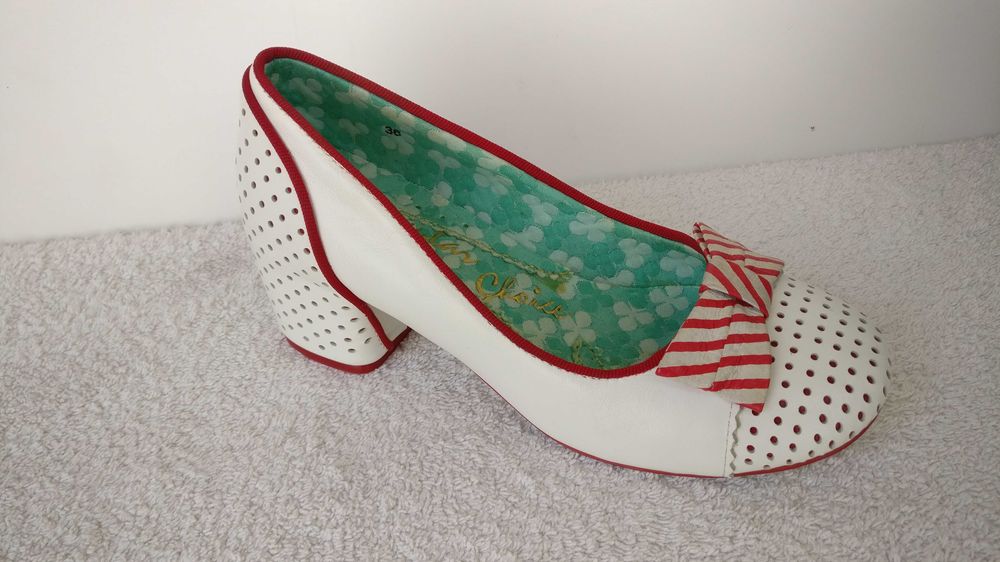 Sapatos IRREGULAR CHOICE Tamanho 36 e, 38   NOVOS