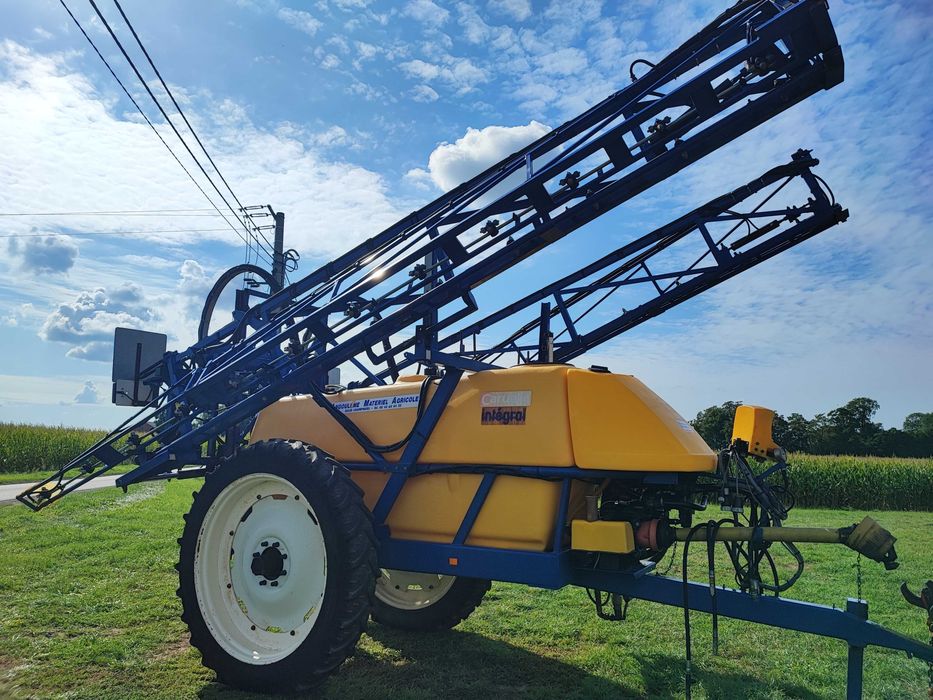 Opryskiwacz Caruelle 2500L 24m Hardi Bury Krukowiak