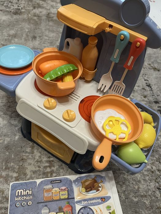 Дитяча кухня зі світлом і звуком