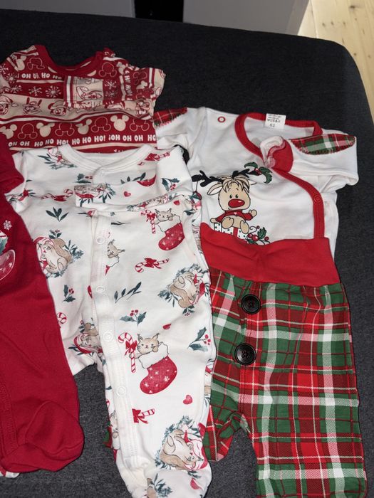 Ubranka dziecięce + skarpetki