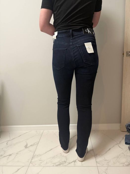Жіночі джинси calvin klein
