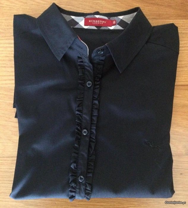 Camisa preta Burberry (original, tam 46)