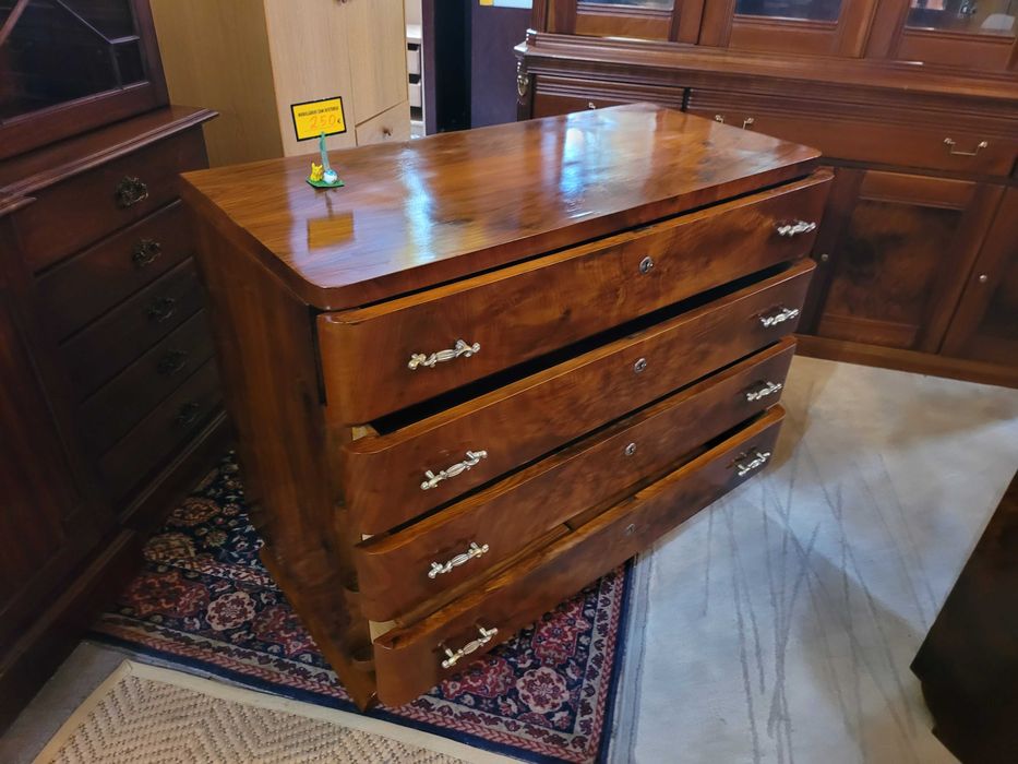 Cómoda antiga estilo arte Deco totalmente restaurada