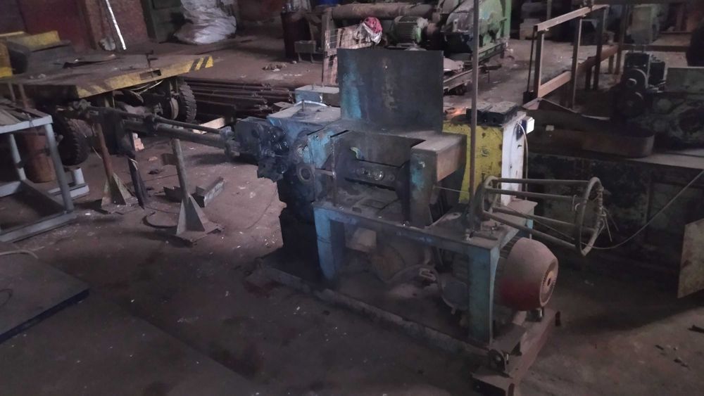 Правильно-відрізний автомат СМЖ-357