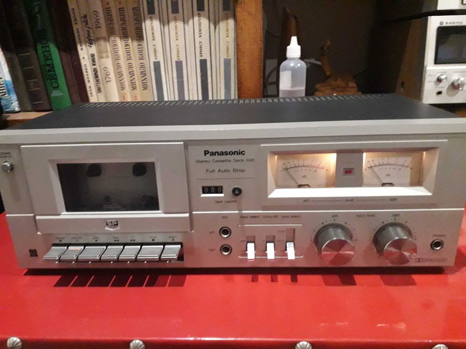 Продам касетну деку PANASONIC RS-608.