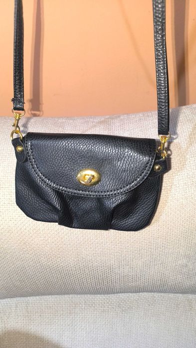 Bolsa pequena preta - Tiracolo