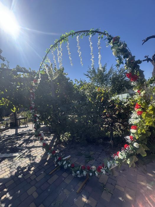 Арка свадедная  аренда