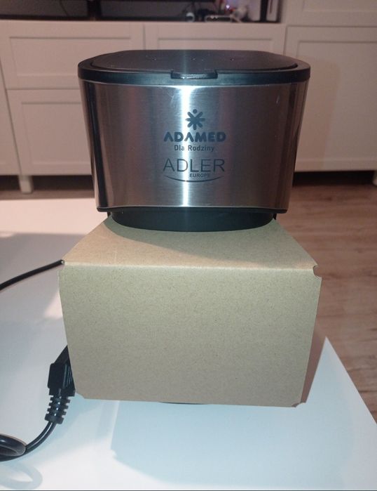 Nowy ekspres do kawy Adler