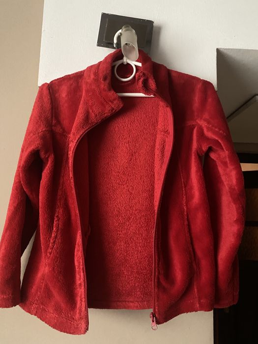 Czerowna miękka bluza