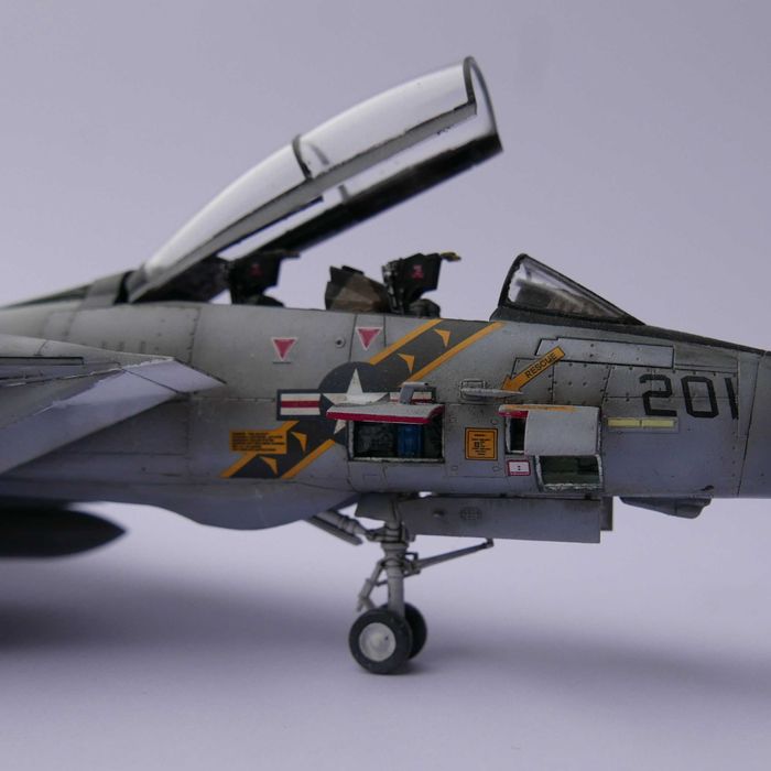 Model F14 Tomcat 1/72 ZŁOŻONY