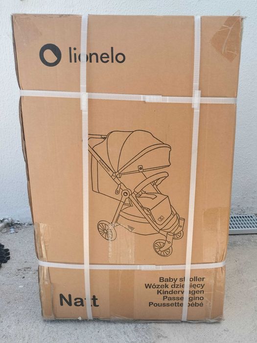 Carrinho de bebé NOVO