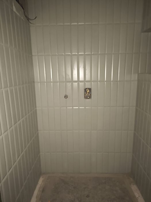 Praca we Włoszech – Wykończenia, Malowanie, Płytki (1 miesiąc) – Turyn