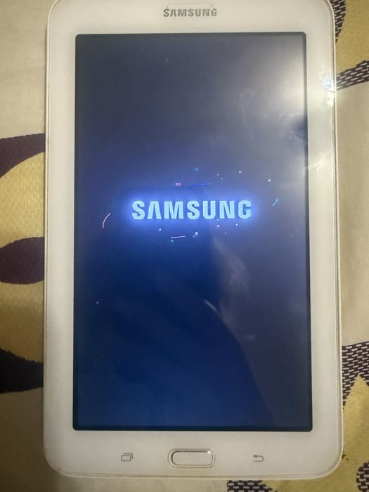 Продам Планшет Samsung Galaxy Tab 3