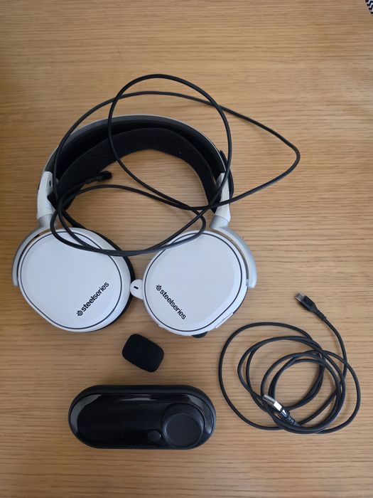 Headphones steelseries artics pro + gamedac