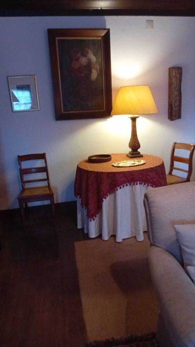 * Reservada * Moradia T2 em Casfreires