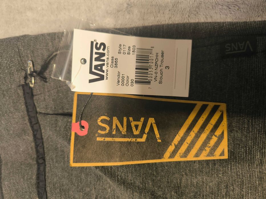 Spodnie nowe 3/4  Vans