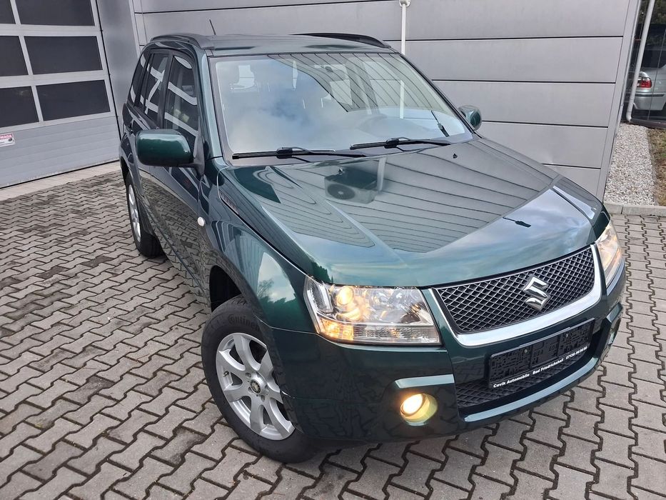 Suzuki Grand Vitara 4X4/Pierwszy lakier/Bezwypadkowy/Koła Lato/Zima/Alu/HAK!NOWY Rozrząd/