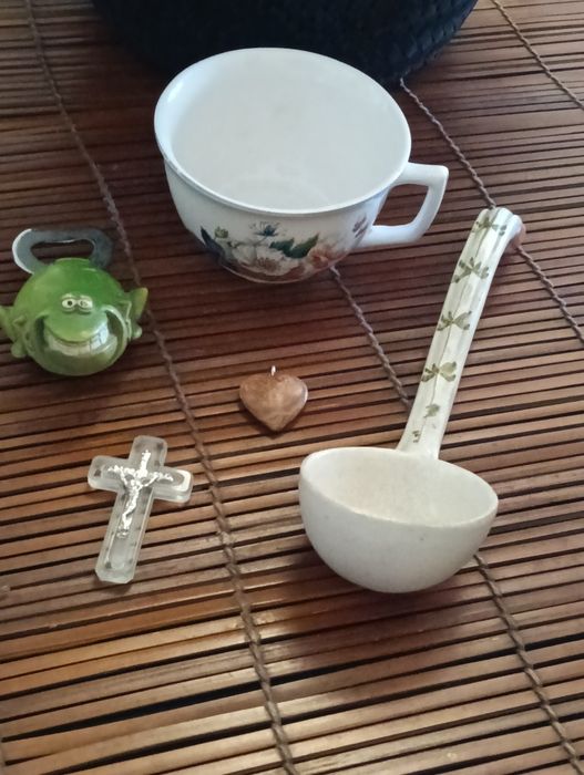 Beautiful lot of various items, earthenware and others