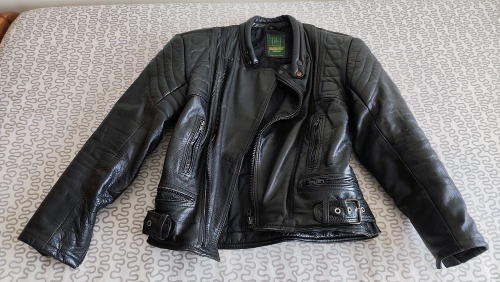 Casacos em pele genuína