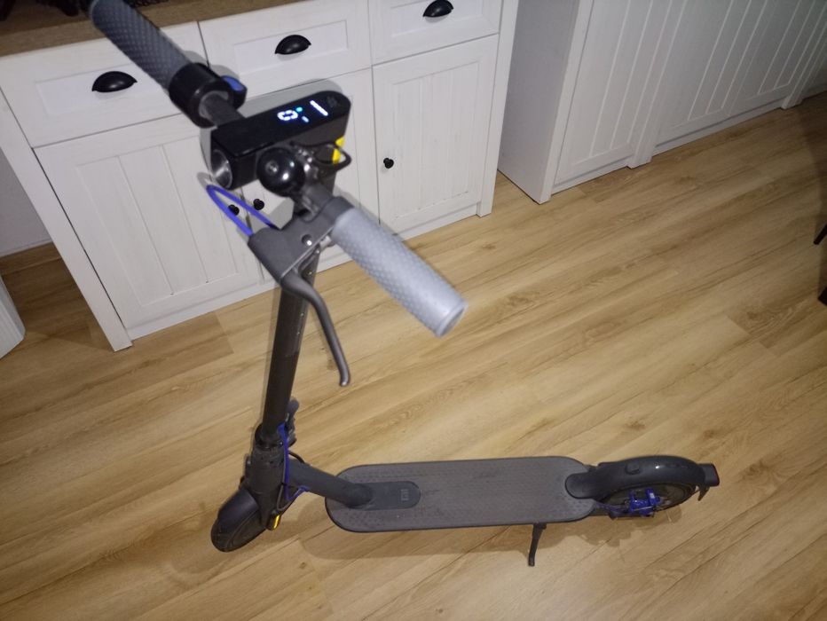Hulajnoga Xiaomi Mi Electric Scooter 3