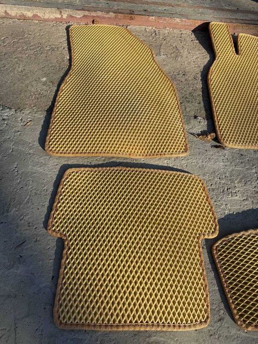 Продам универсальные ЭВО EVA коврики в салон
