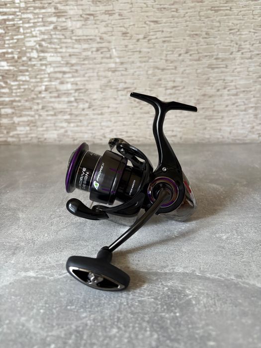 Котушка Daiwa PROREX V LT4000-C