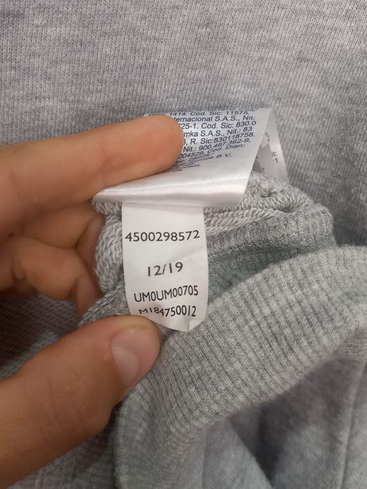 Кофта від Tommy Hilfiger