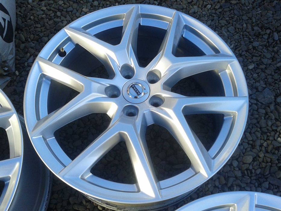 oryginalne r18 felgi s40 s60 v40 v50 v60 v70 5x108 c30 escape fusion