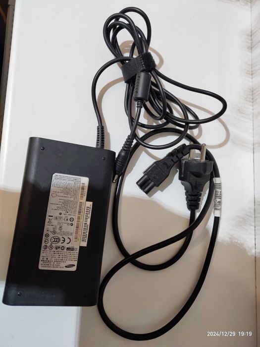 Зарядний пристрій samsung ca-9019