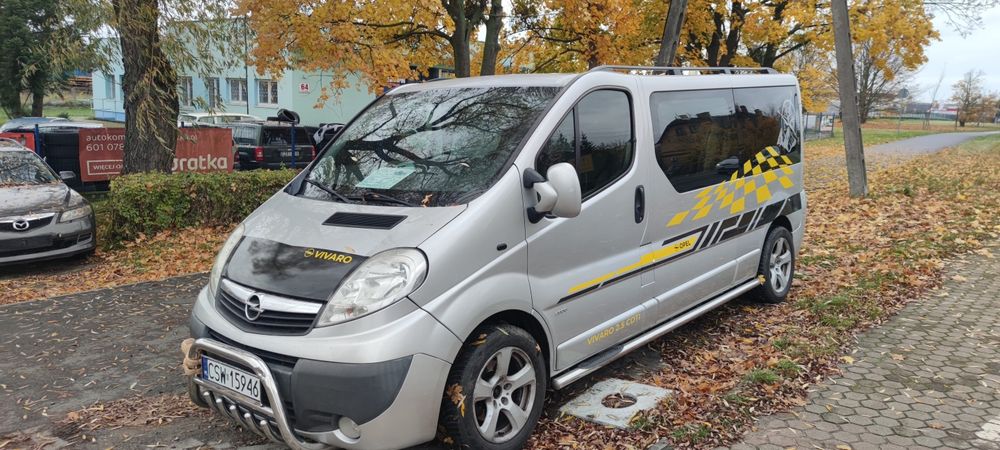 OPEL VIVARO 6cio osobowy, automat dofinansowany 2009r