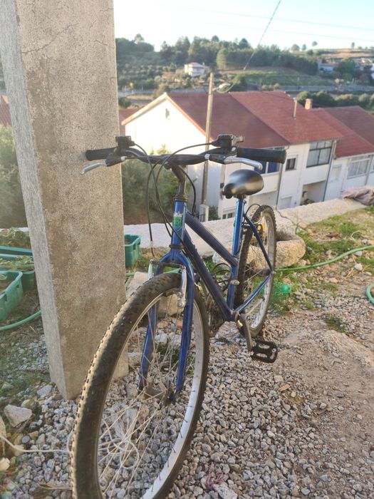 Bicicleta aro 26 com todas as mudanças a frente e atraz (ler descrição