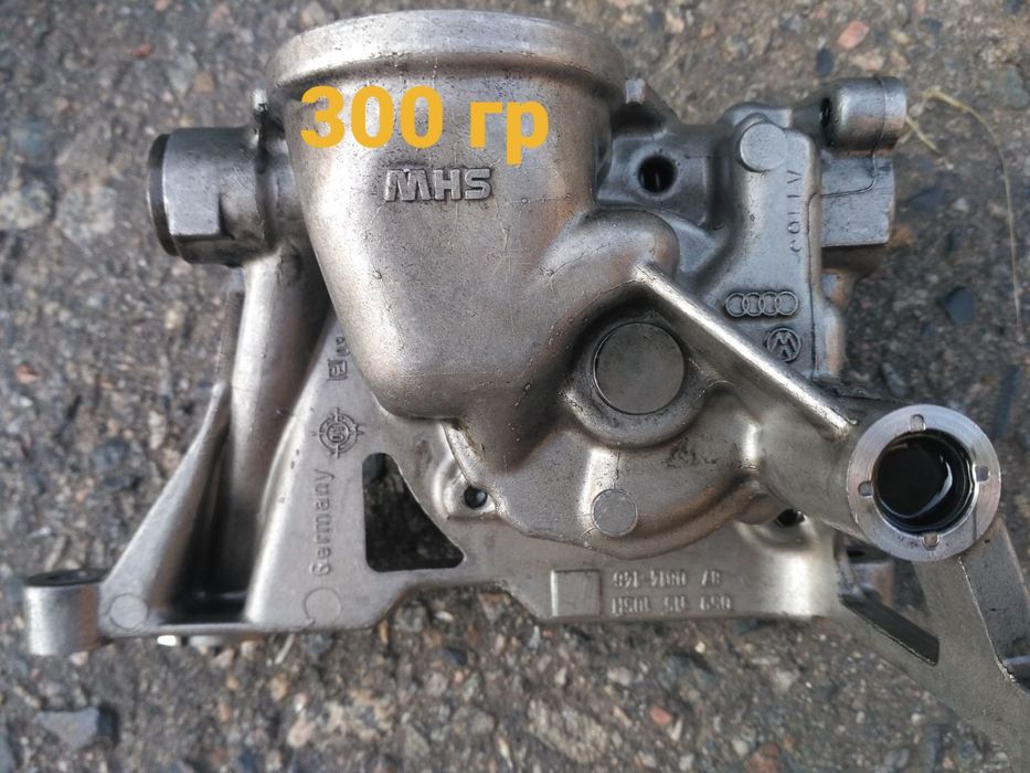 Задняя крышка колинвала, масляный насос, балансировочный вал А4В5  AYM