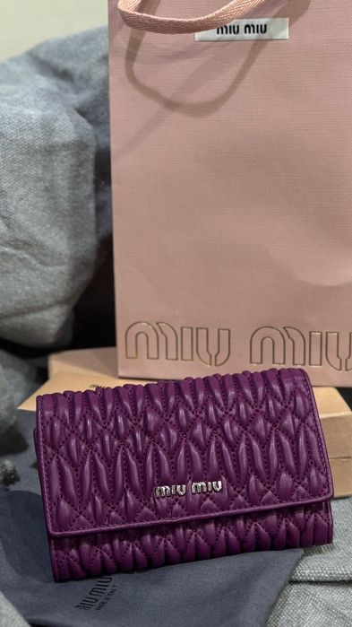 Гаманець Miu Miu шкіряний